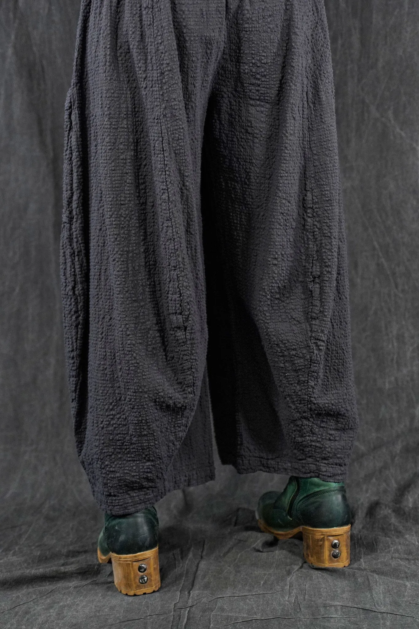 3240 Textured Mojo Pant Black Sand