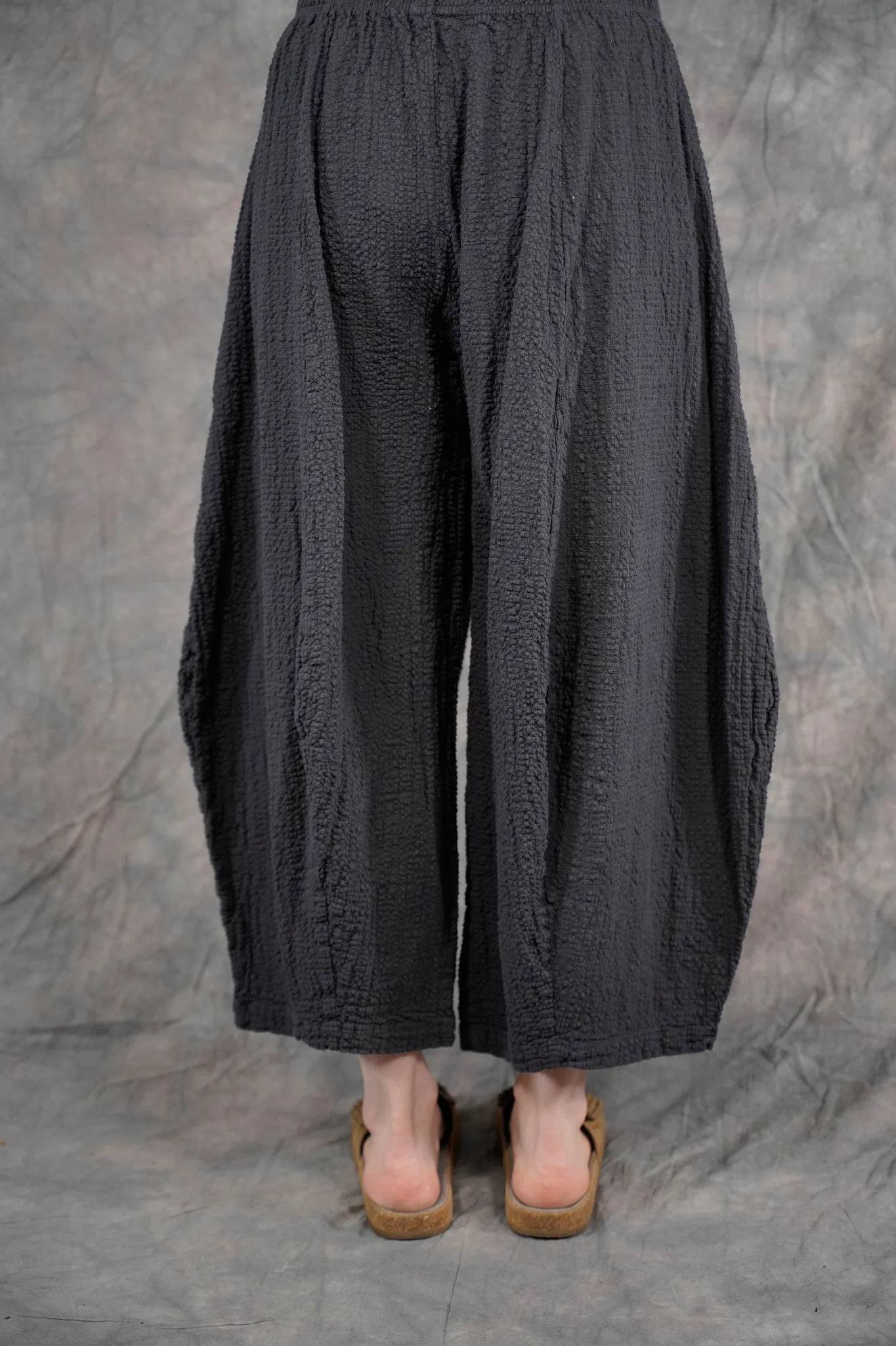 3240 Textured Mojo Pant Black Sand