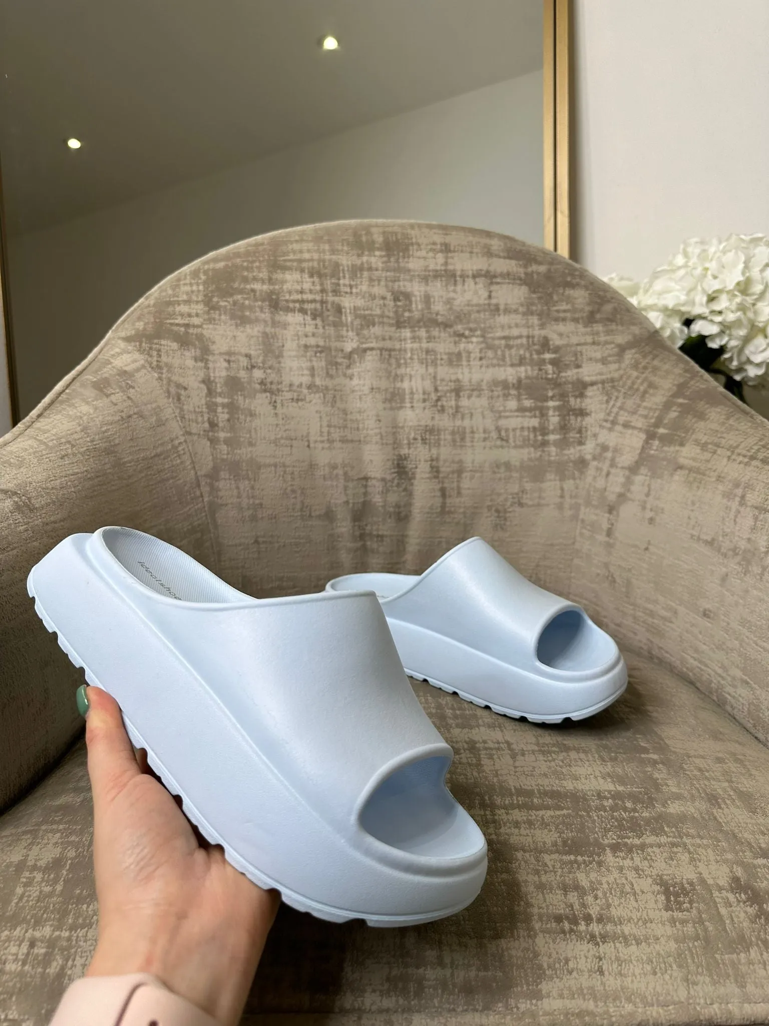 Carmen Chunky Platform Sliders - Sky Blue