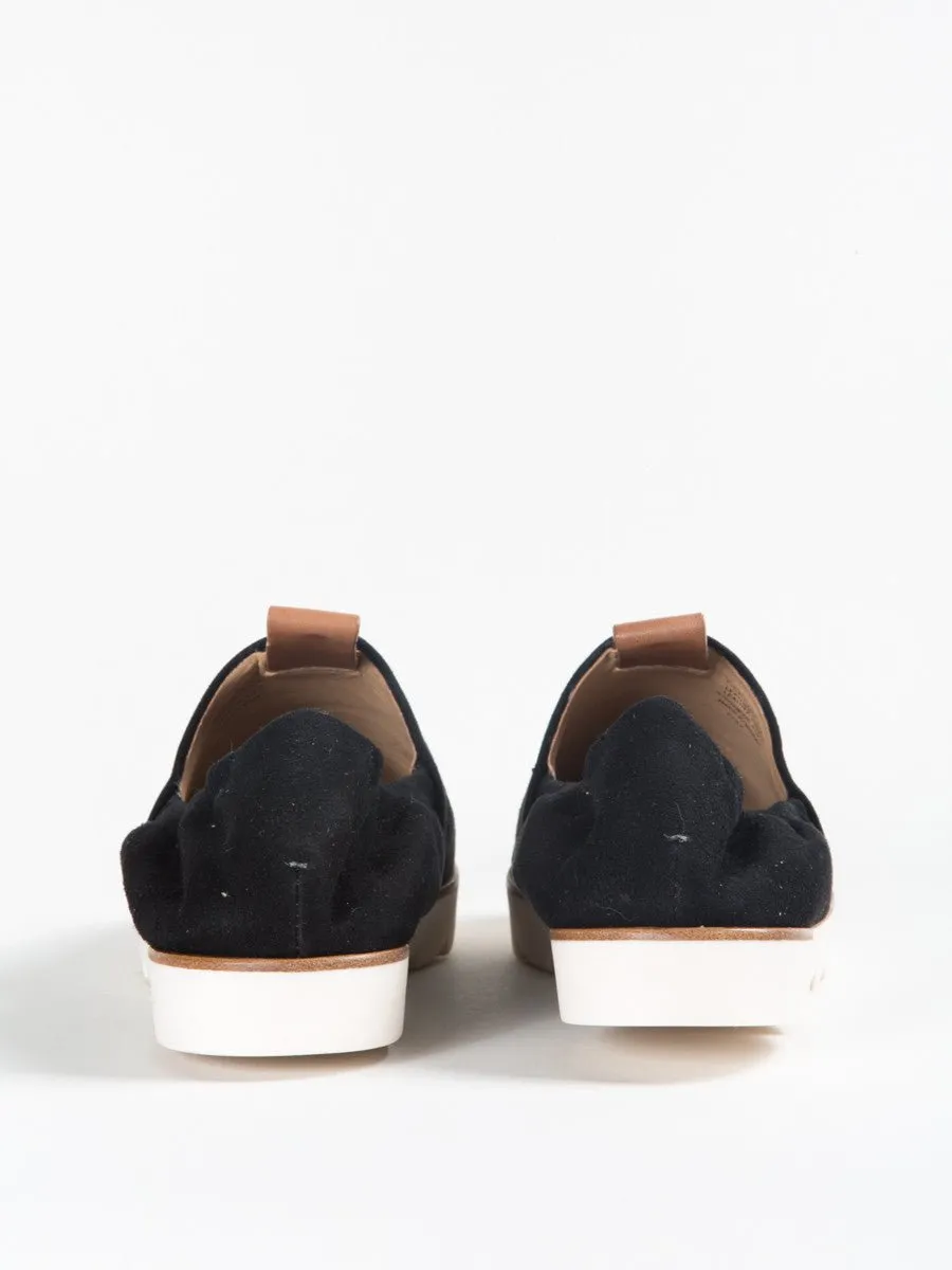 clelia sneaker