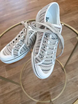 Corky's: Waiting List Sneaker