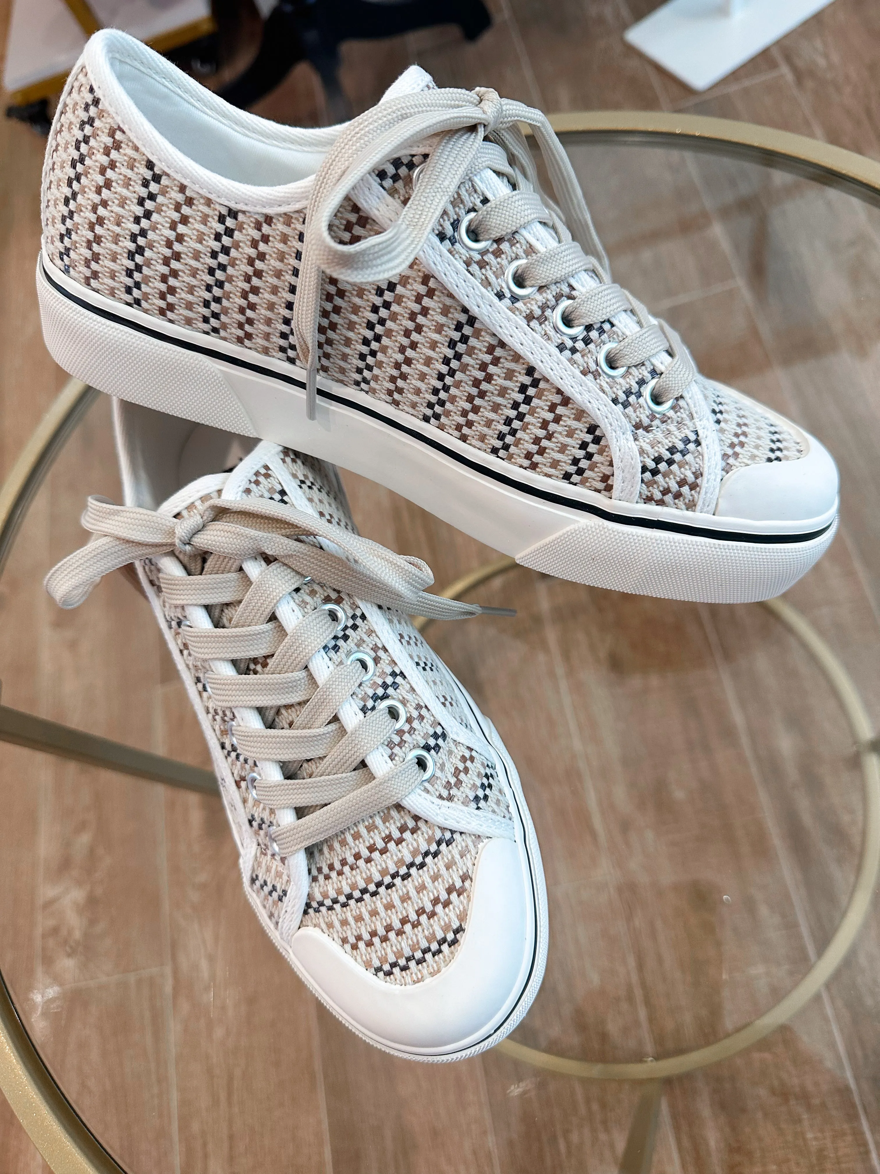 Corky's: Waiting List Sneaker