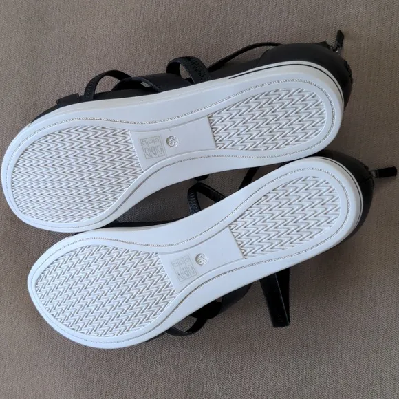 Eileen Fisher Skip Washed Leather Sneaker Sandal in Black Size 9.5