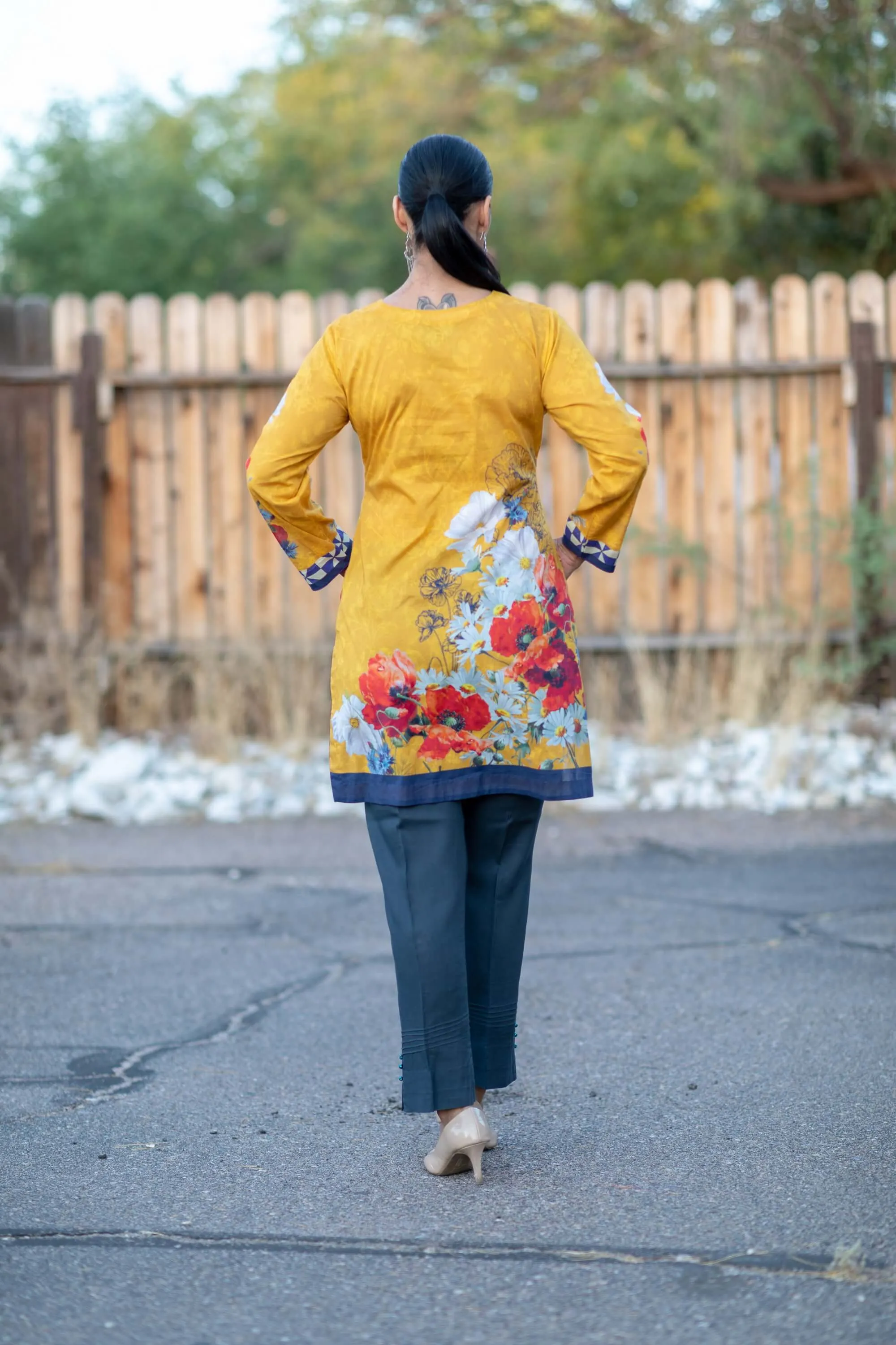 Honey Waqar Lawn-Cotton Summer Suit