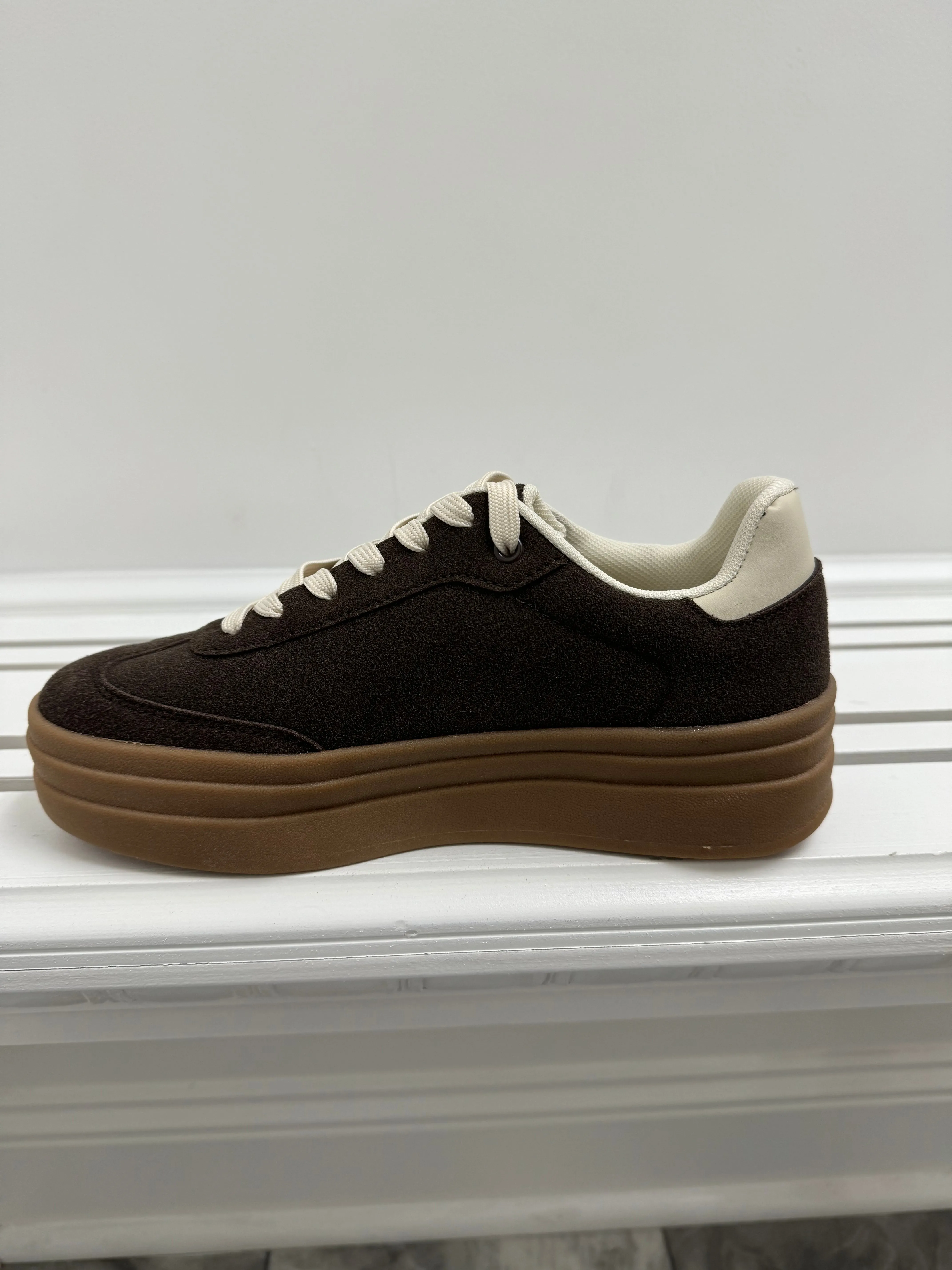 Jonnie Sneaker
