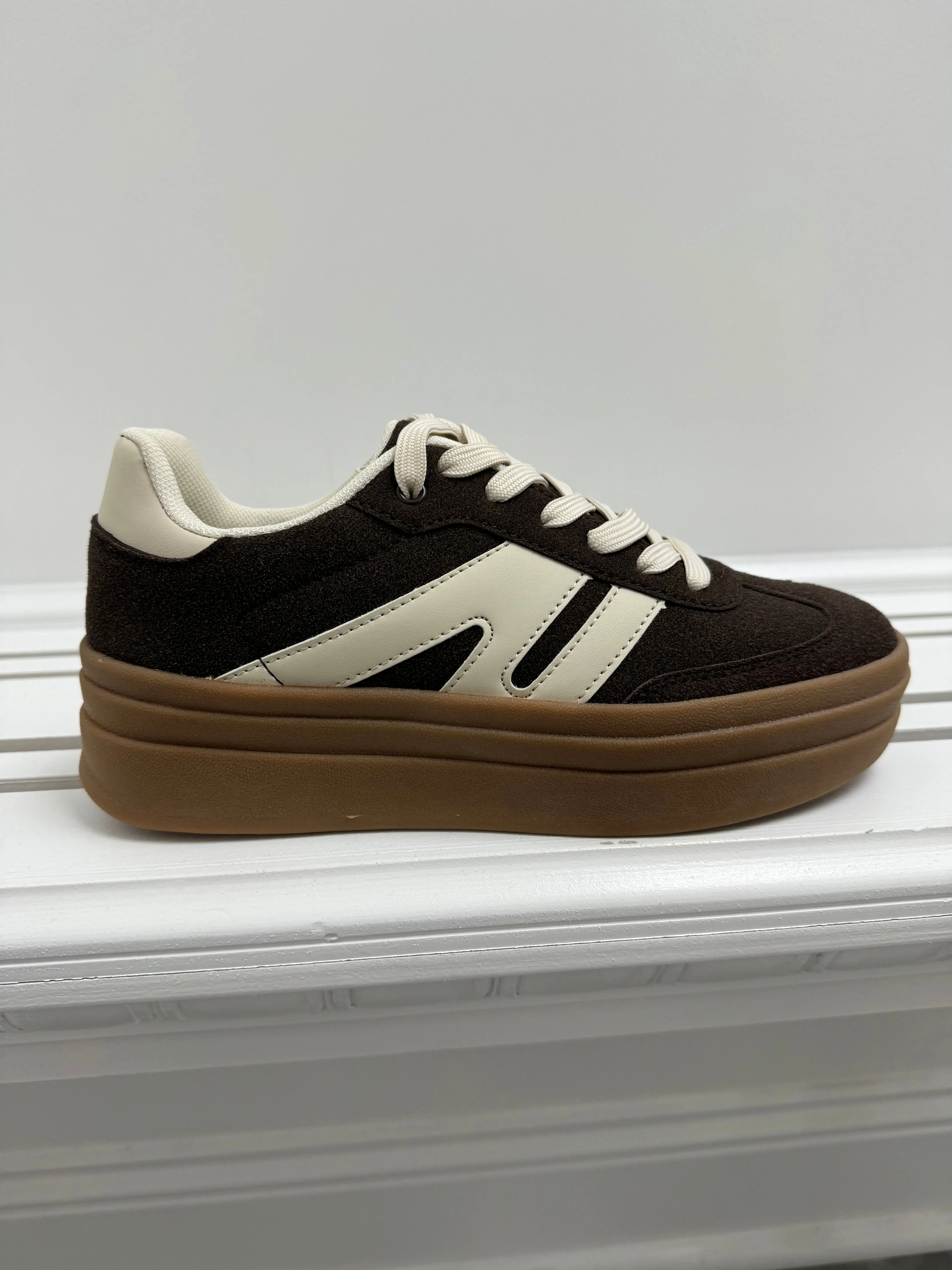 Jonnie Sneaker