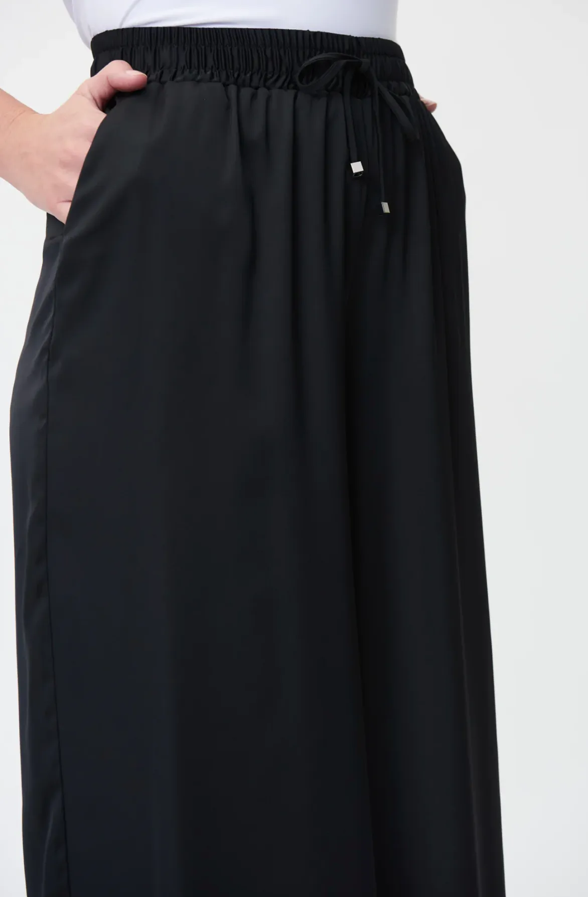 Joseph Ribkoff Satin Drawstring Pant