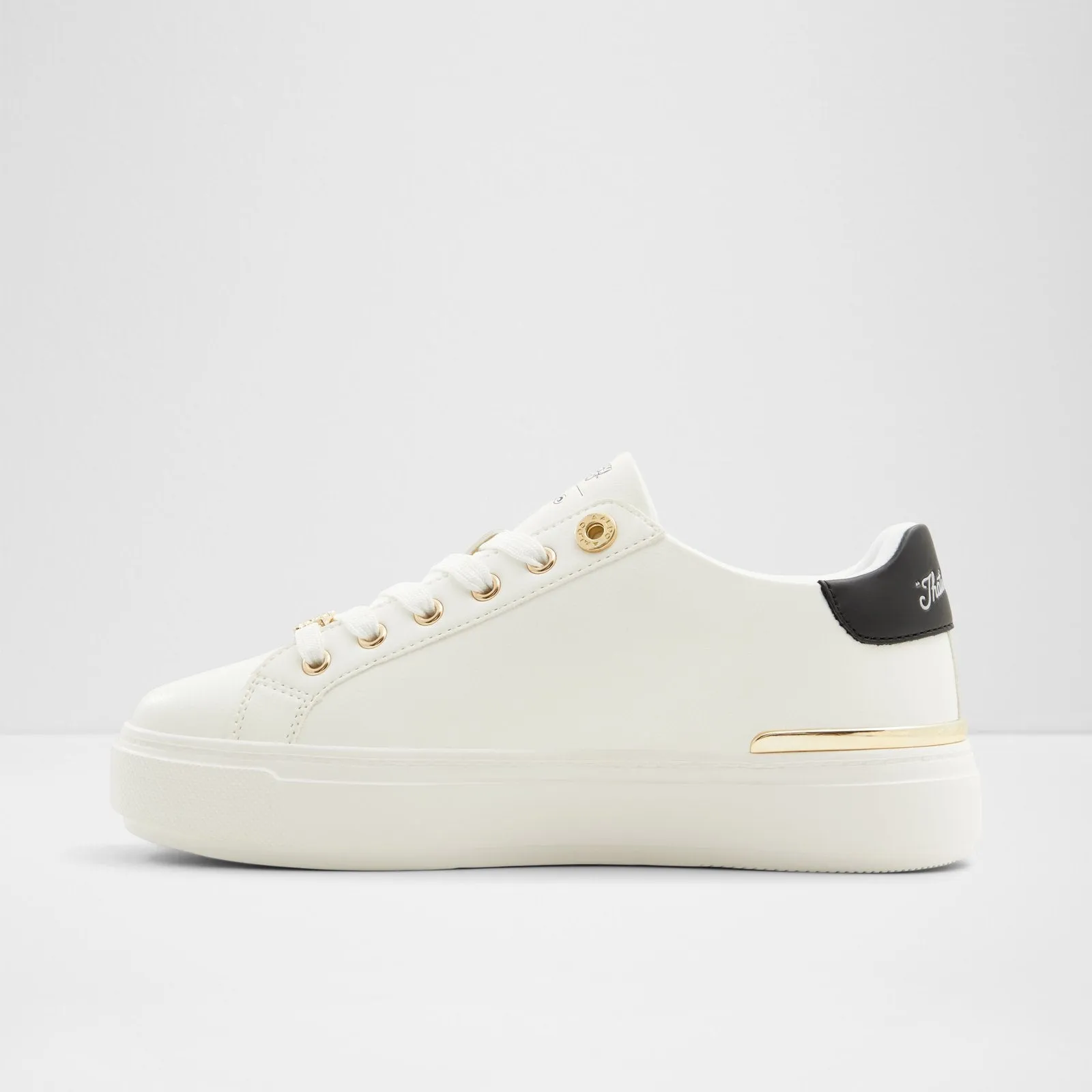 Ltlowtoppins / Sneakers