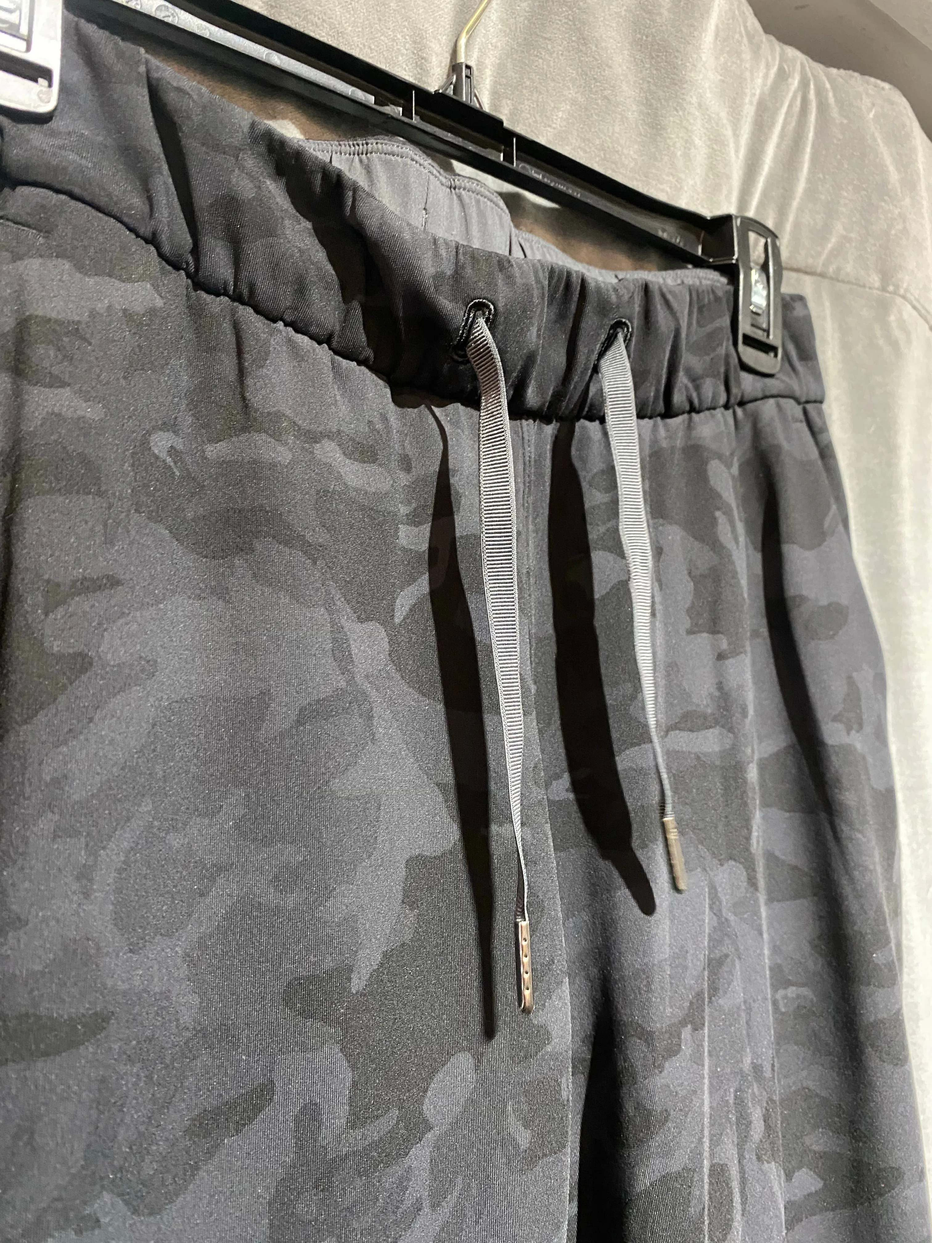 Lululemon Camo Drawstring Front Pocket Pant