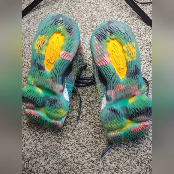 Nike LeBron James 17 Multicolor Jersey Knit Sneaker Shoes Size 3.5