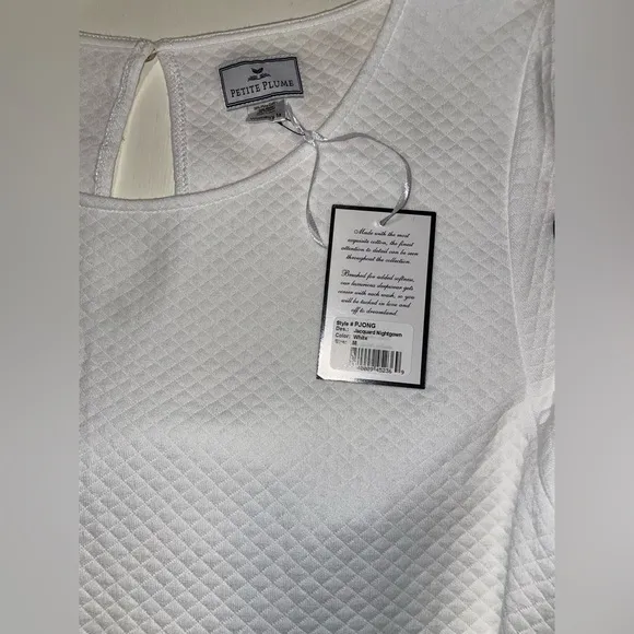 NWT Women’s PETITE PLUME Quilted Pima Ophelia White Jacquard Maxi Nightgown