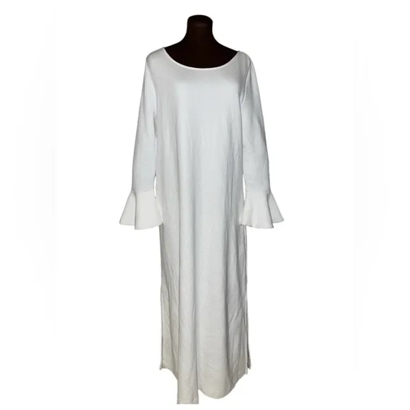 NWT Women’s PETITE PLUME Quilted Pima Ophelia White Jacquard Maxi Nightgown