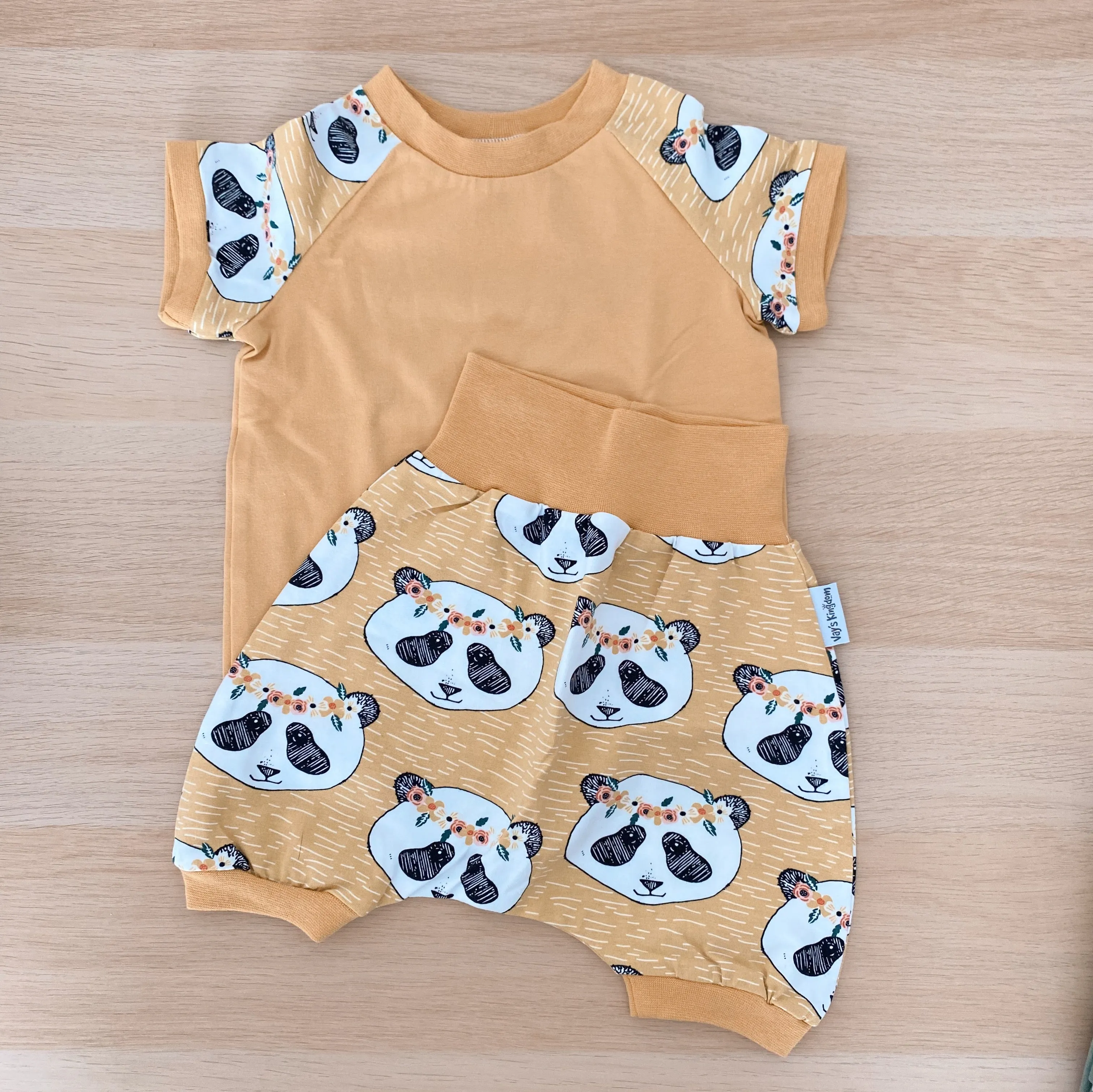Panda - Mustard