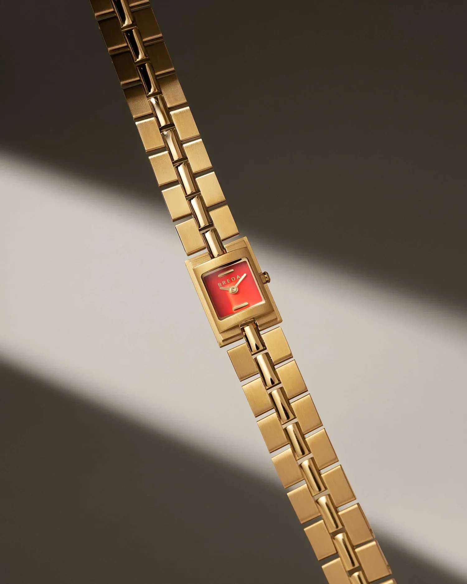 Relic - Gold Scarlet