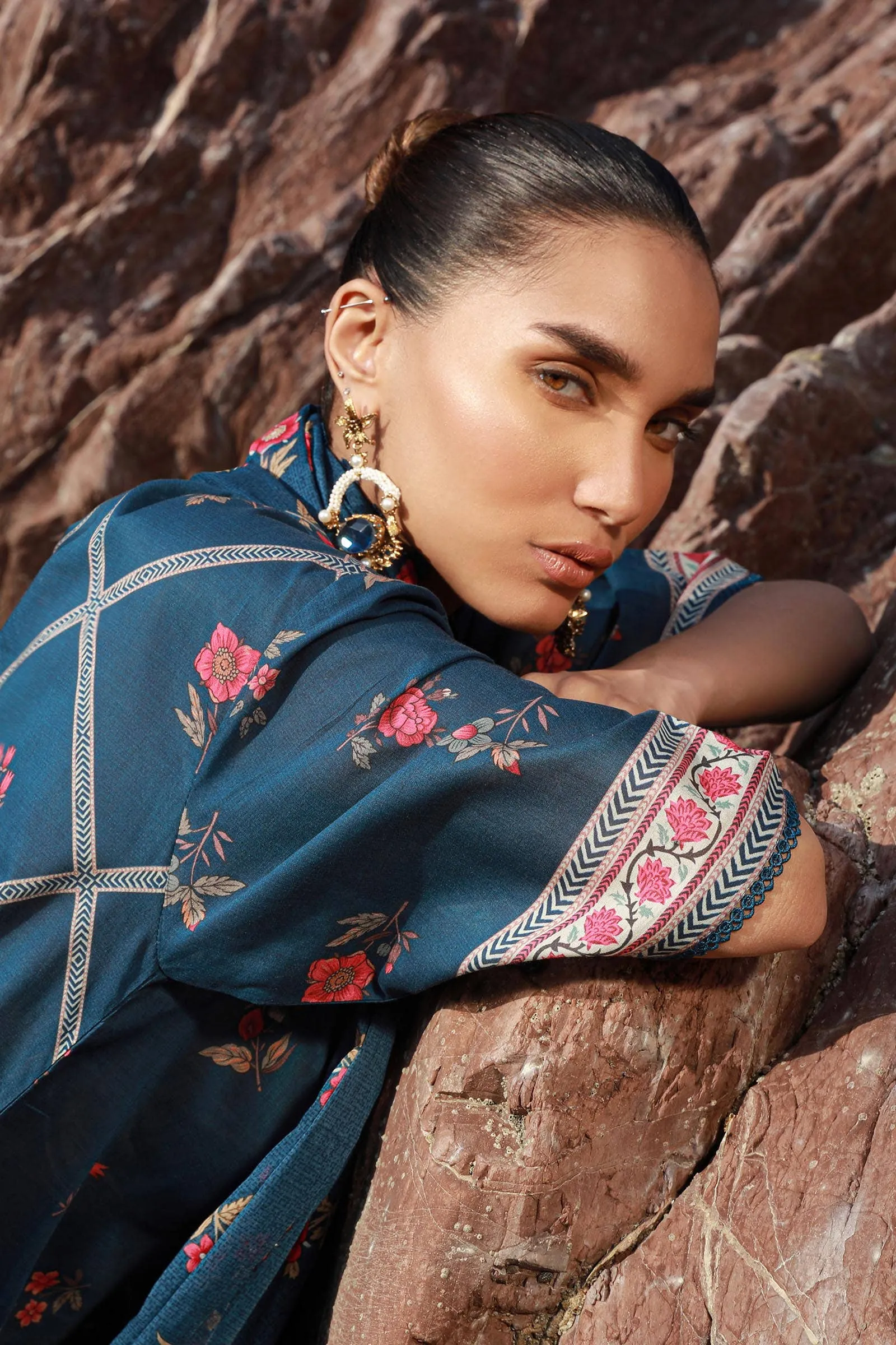 SANA SAFINAZ | Mahay Spring'24 vol-1  | H241-020B-3CG