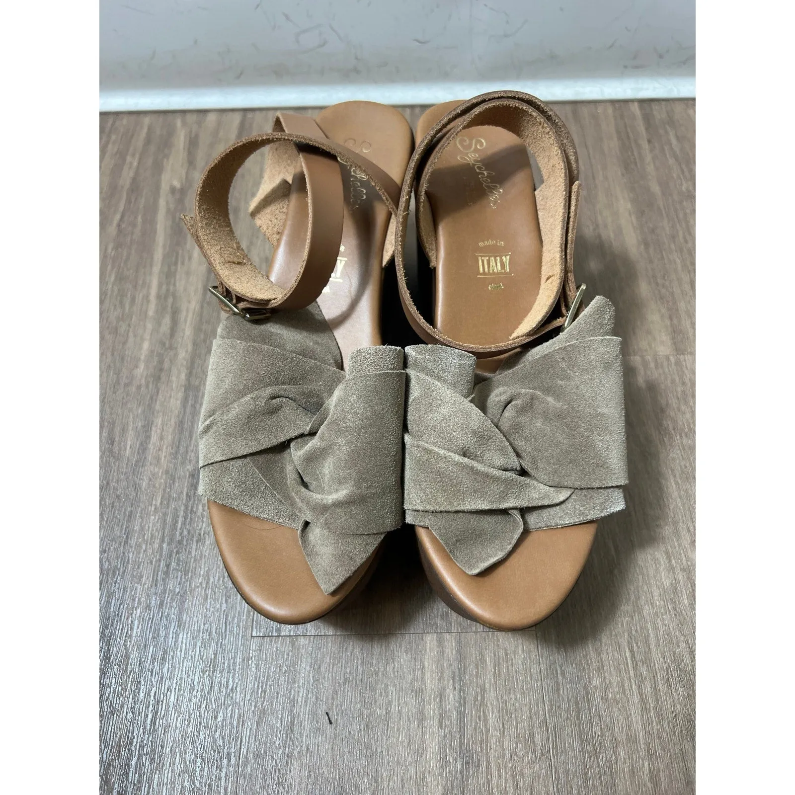 Seychelles Brown Platform Sandals size 8