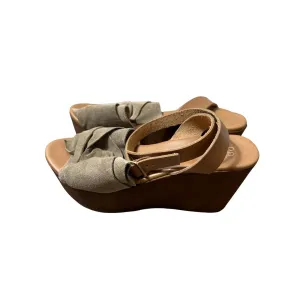 Seychelles Brown Platform Sandals size 8