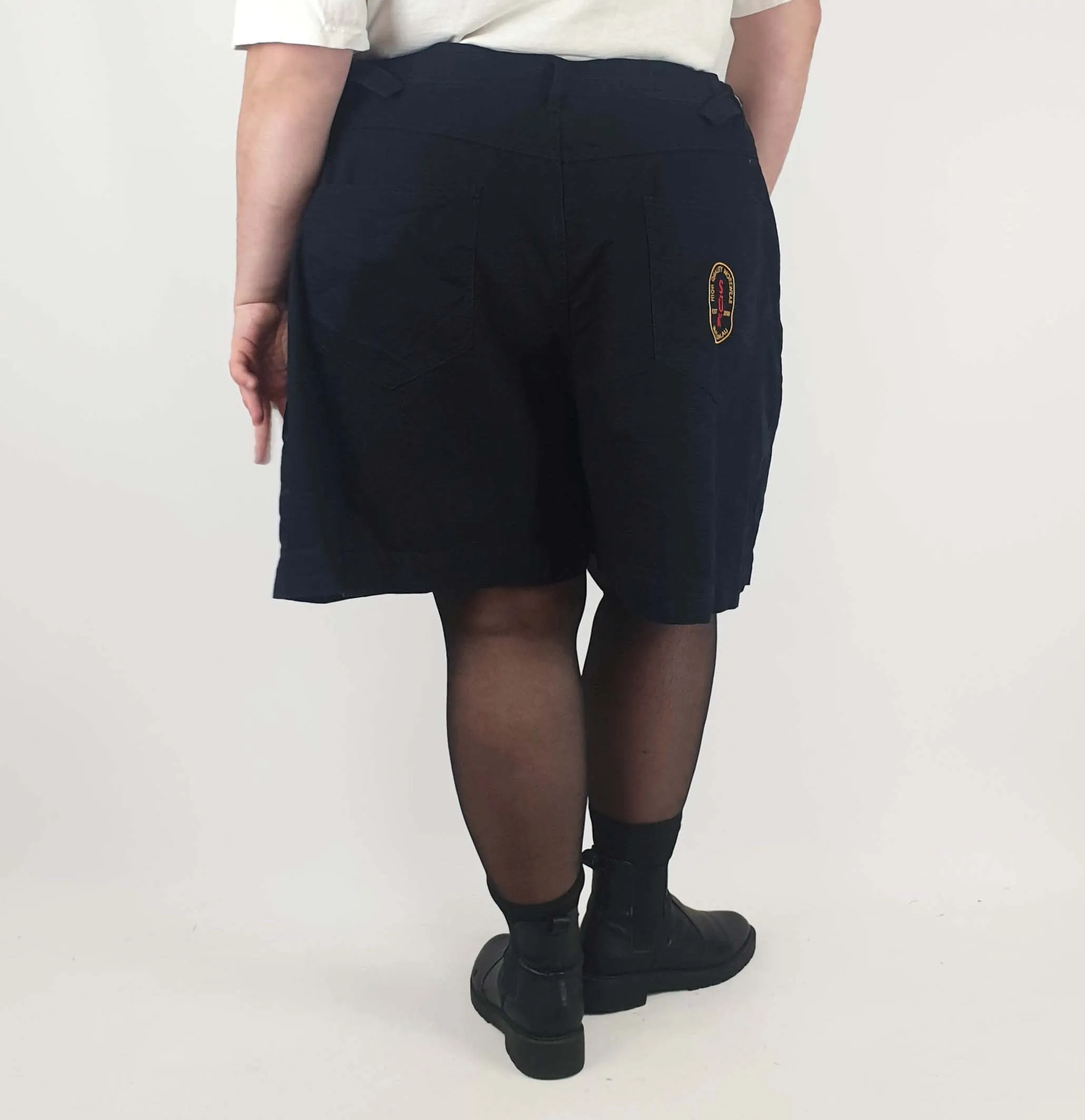 SÜK Workwear black gunnee shorts size 26