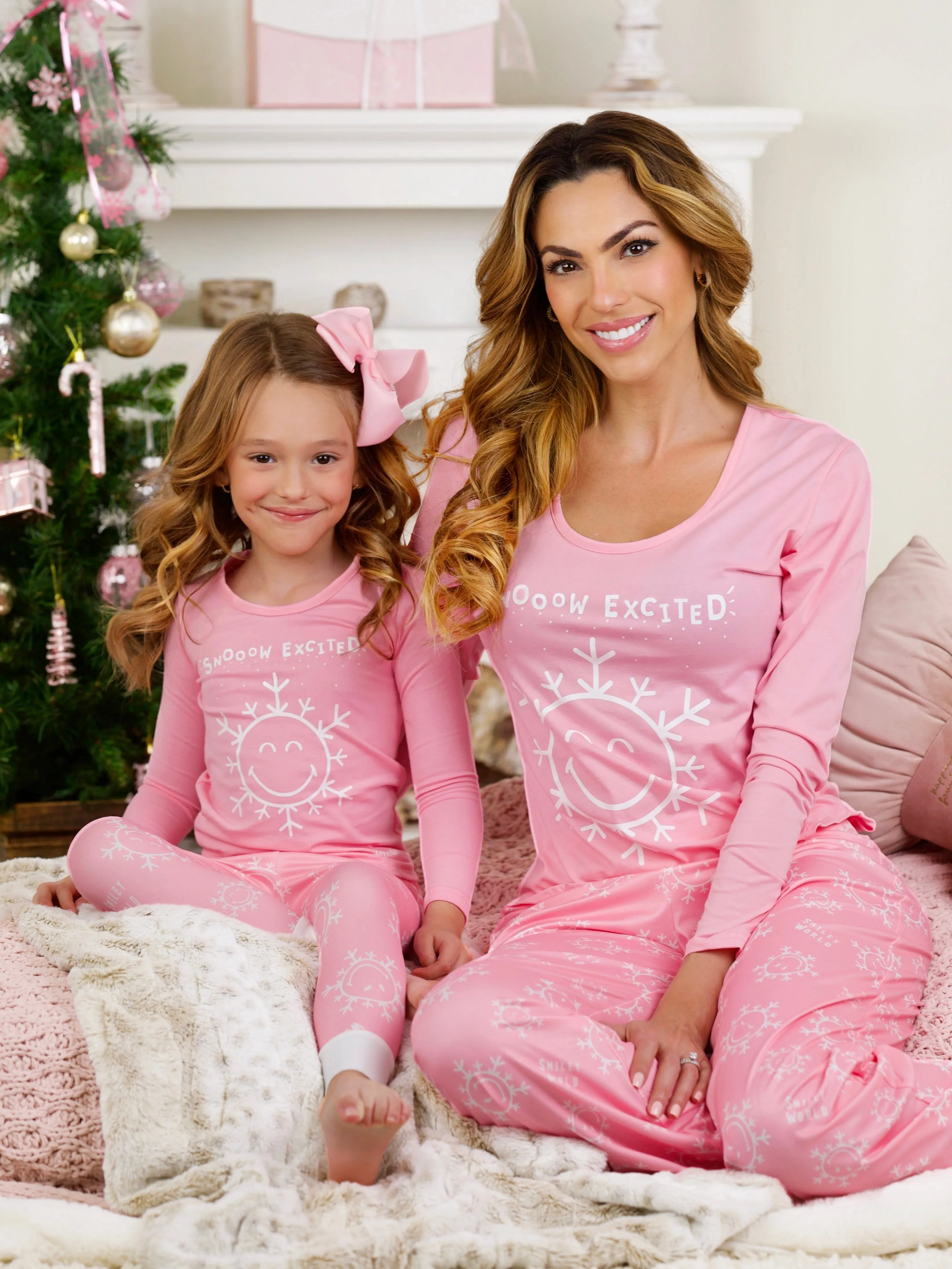 SmileyWorld Mommy & Me Pink Snowy Days Pajama Set