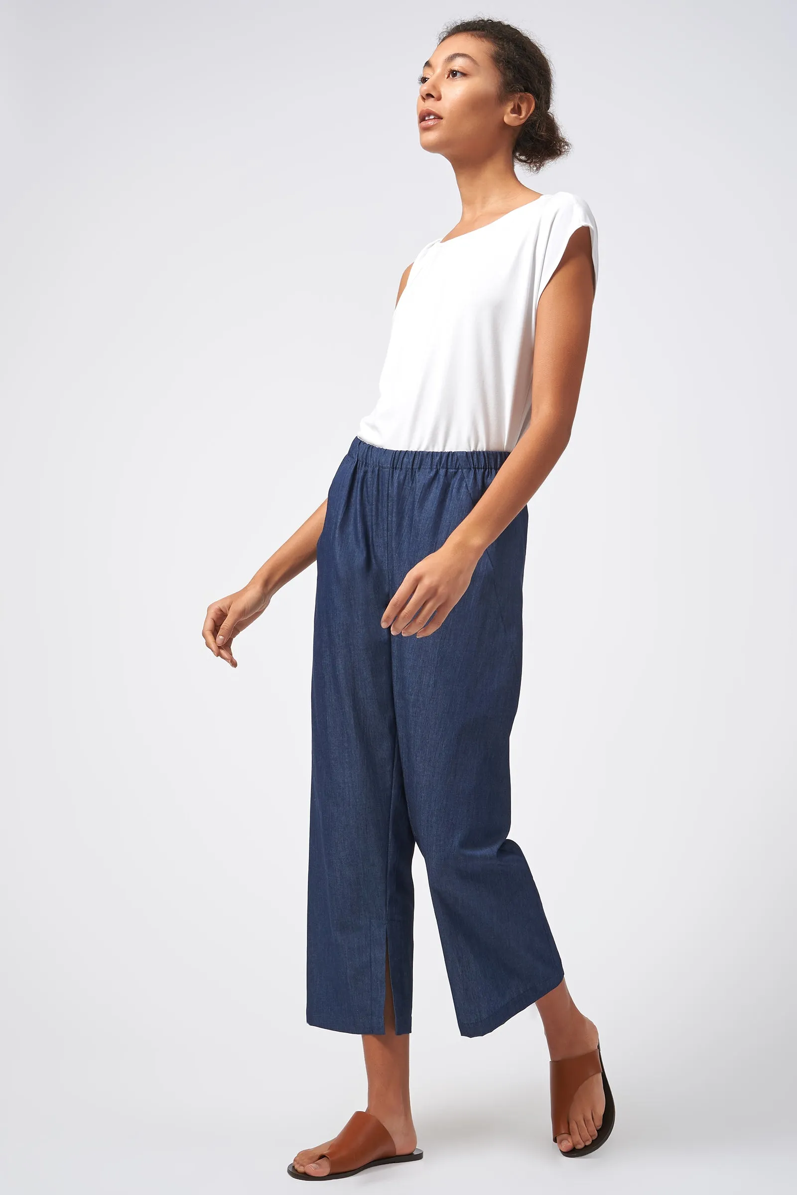 Split Hem Capri - Classic Indigo