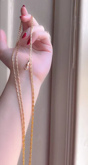 Superb, Extremely Rare 15k Chain of 56"