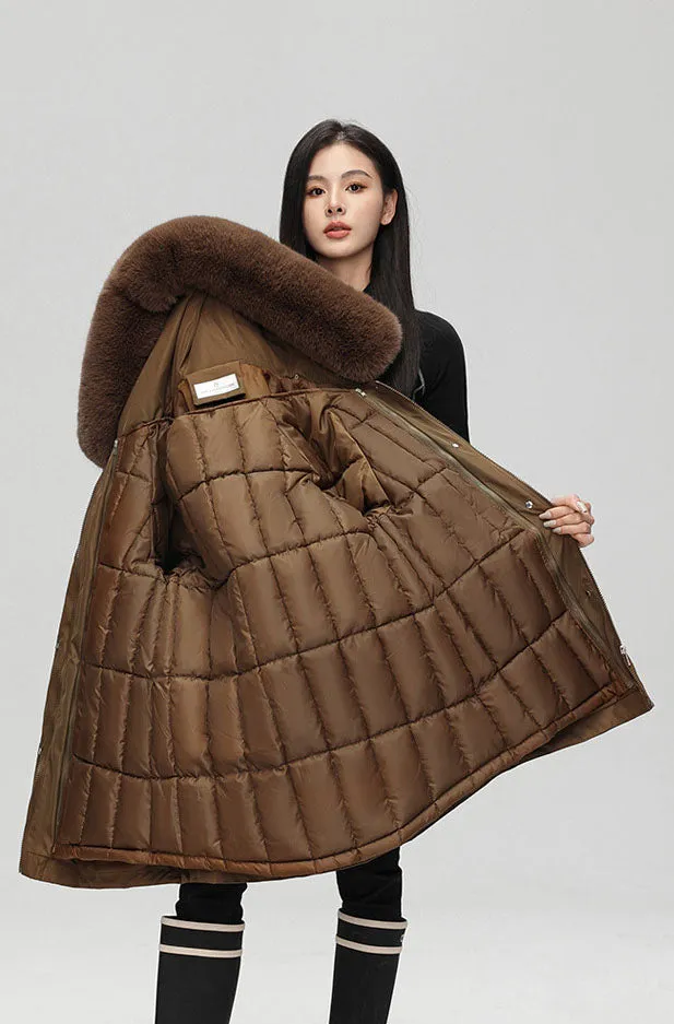 Thickened Hooded Parka that Offers Stain-Resistant Protection