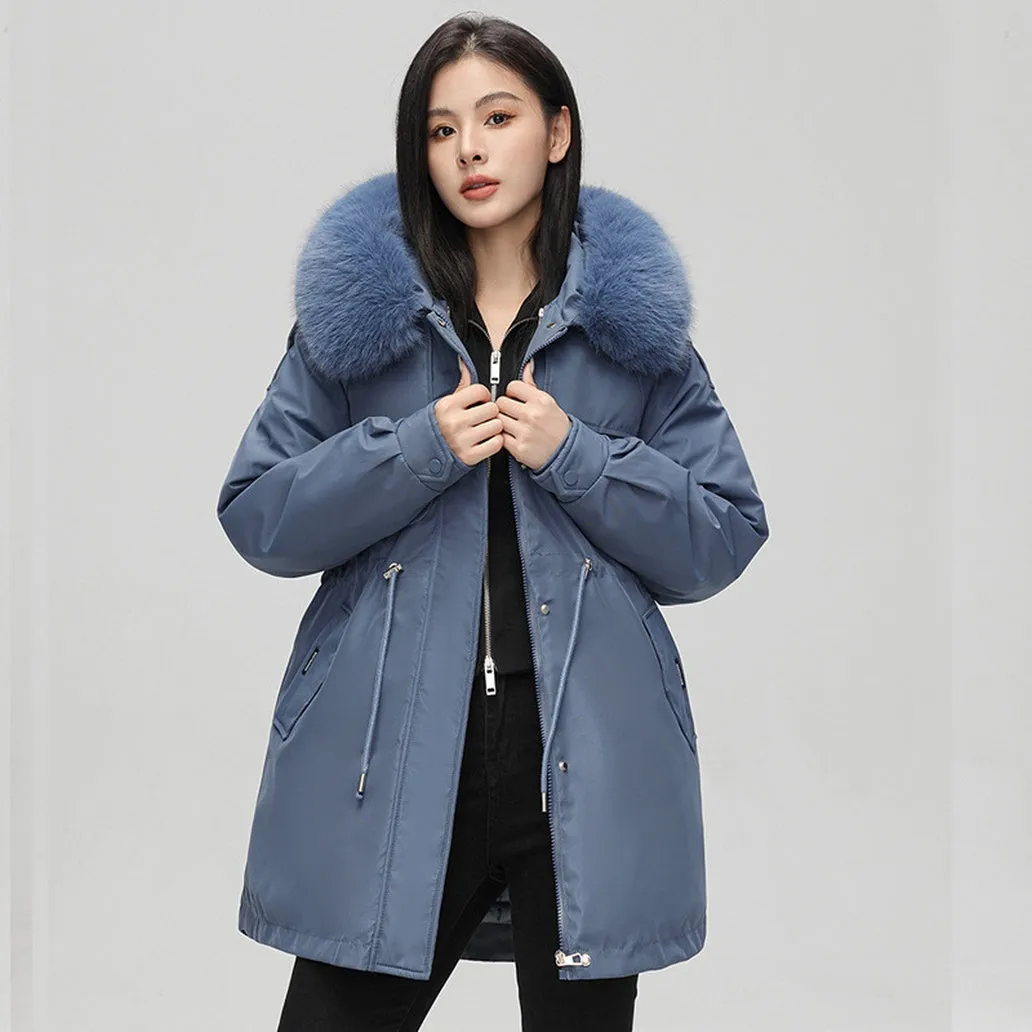 Thickened Hooded Parka that Offers Stain-Resistant Protection