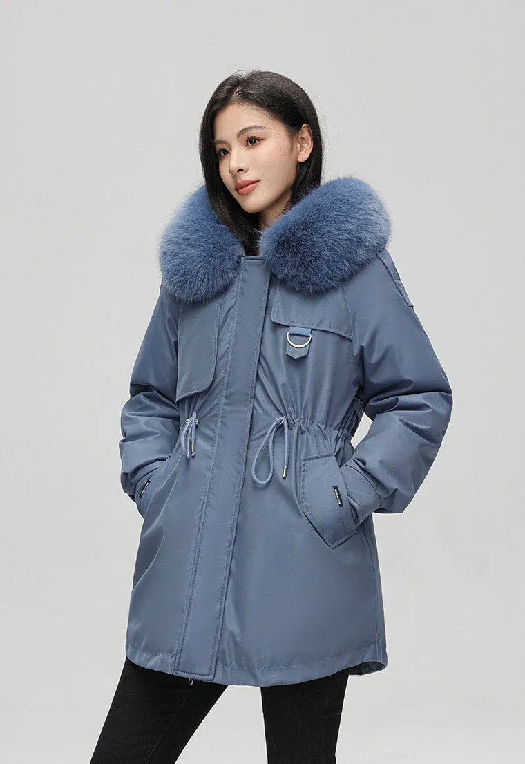 Thickened Hooded Parka that Offers Stain-Resistant Protection