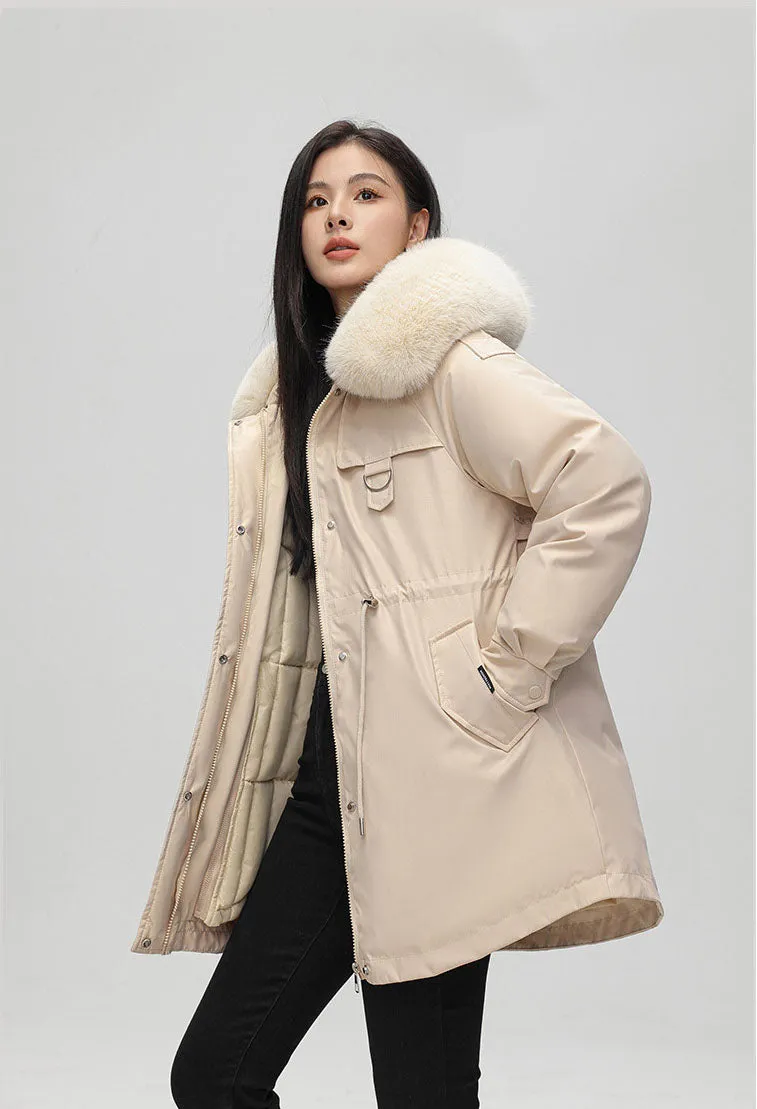 Thickened Hooded Parka that Offers Stain-Resistant Protection