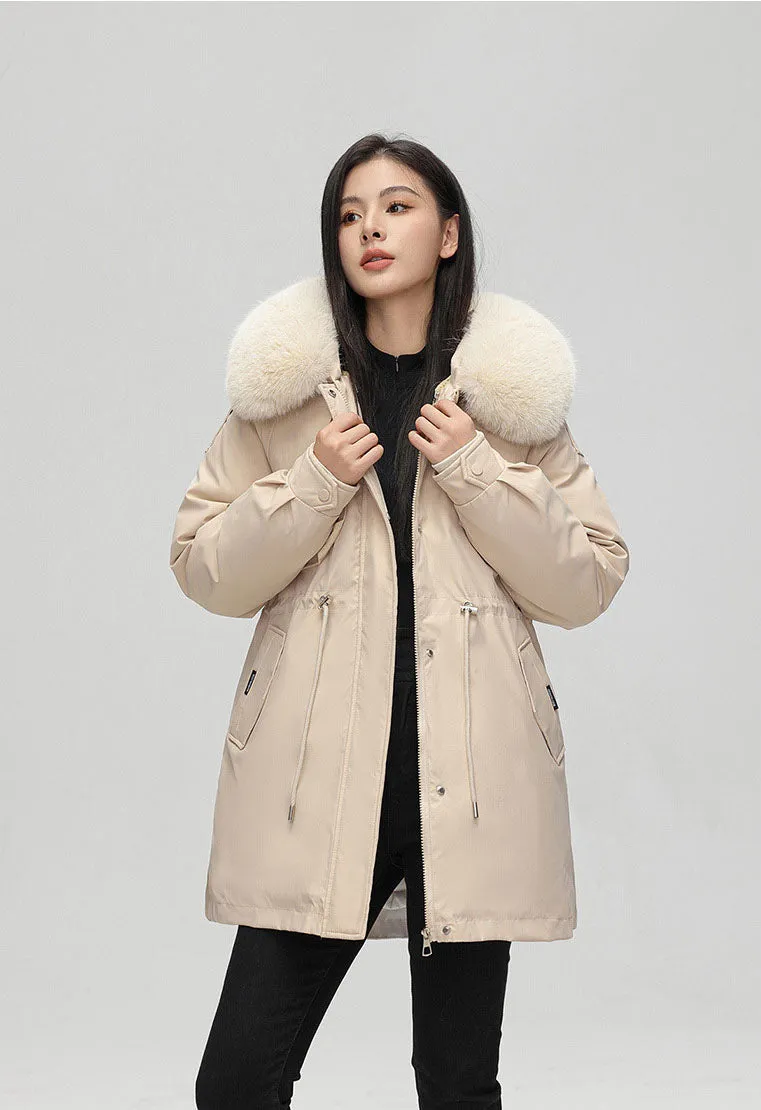 Thickened Hooded Parka that Offers Stain-Resistant Protection