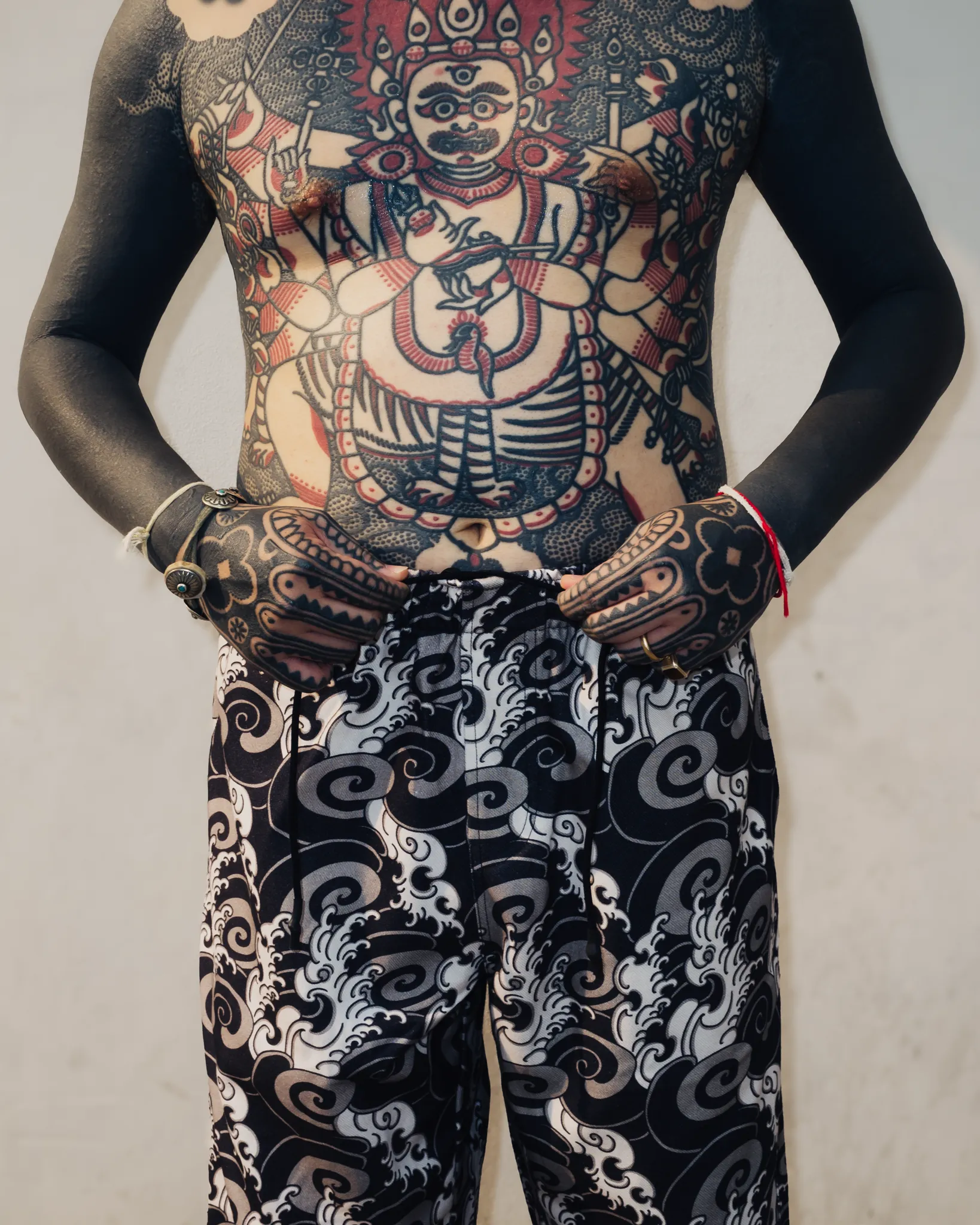 [UNISEX] GUY LE TATOOER X LOCO MOSQUITO WAVES DRAWSTRING TROUSERS