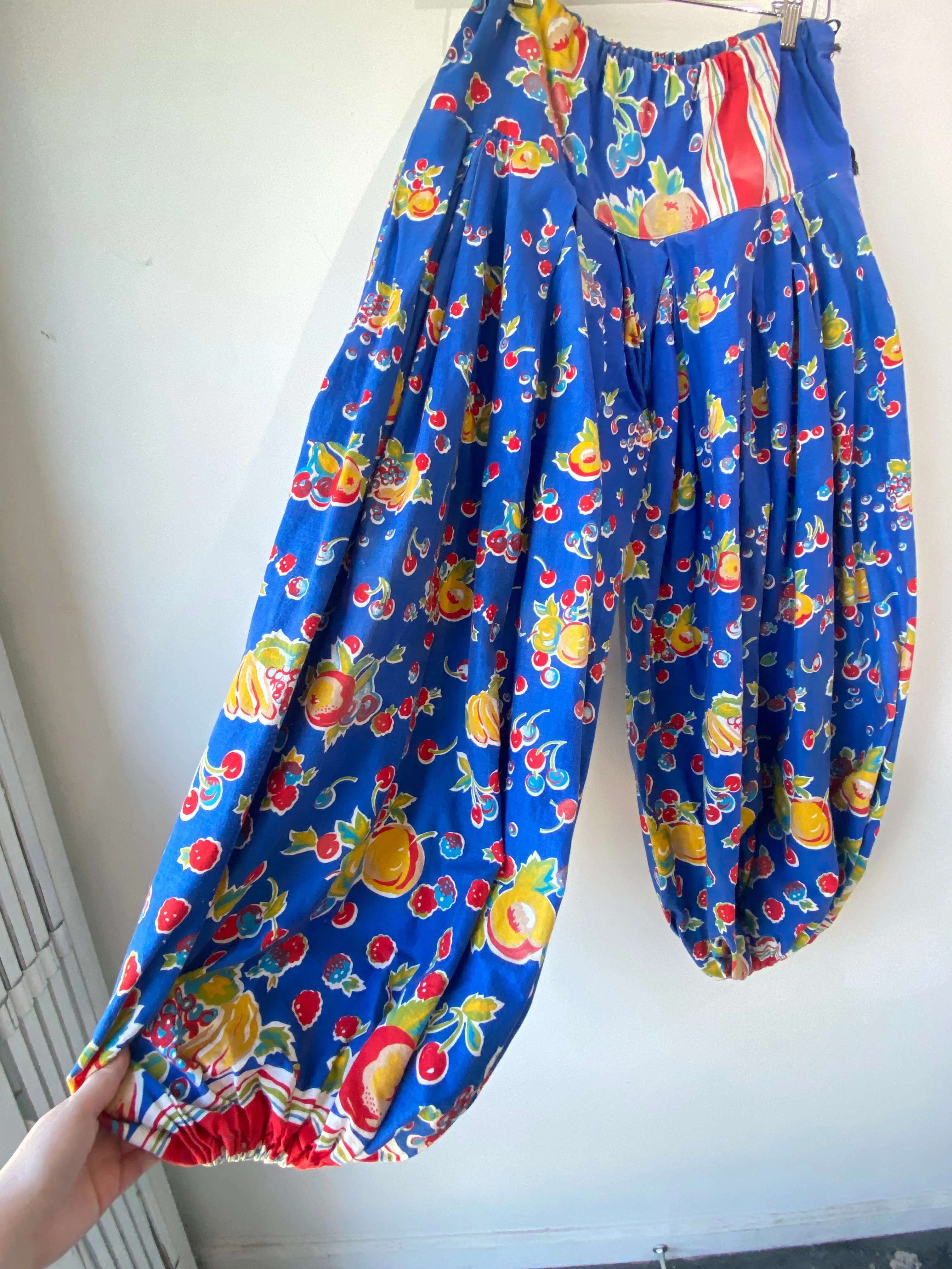 Vintage Blue Fruit Print Balloon Pants