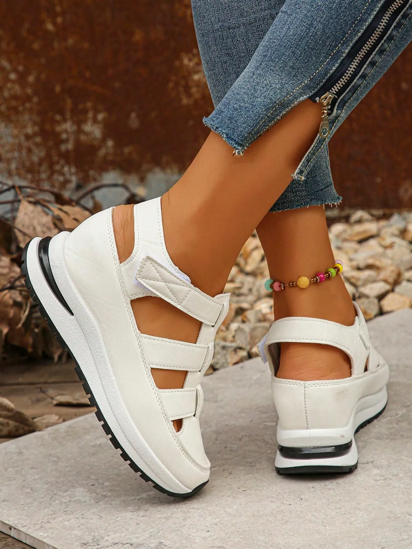 Women's Wedge Platform Waterproof Roman Sandals, New Fashion Closed Toe Hollow-Out Thick Sole Hook-And-Loop Summer Increased Internal Casual Sandals